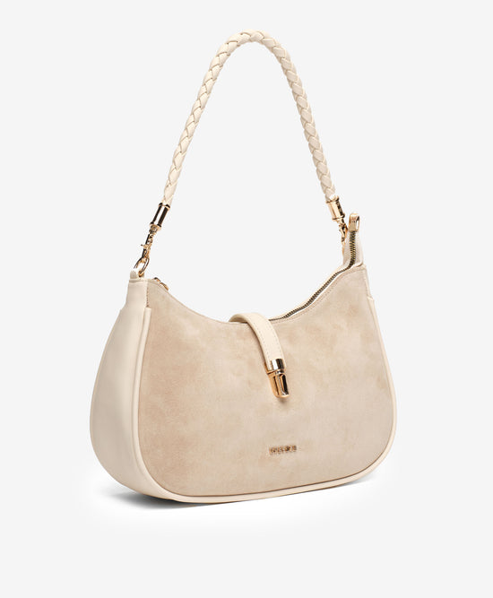 5Y2CN69722 Women&
