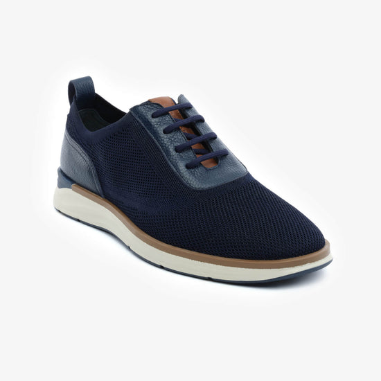 5Y1KA64678 Men&