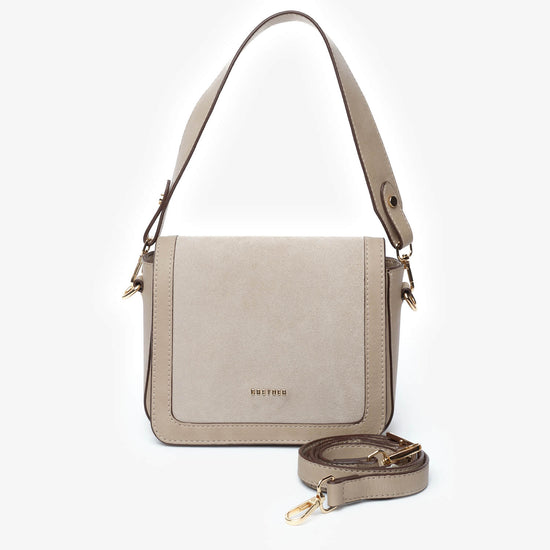 5Y2CN69707 Women&