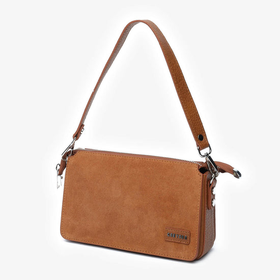 5Y2CN69682 Women&