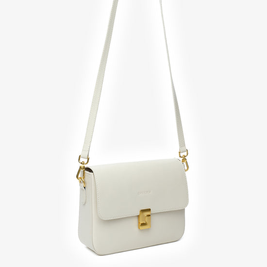 5Y2CN69718 Women&