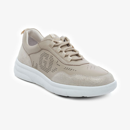 5Y2UA34590 Women&